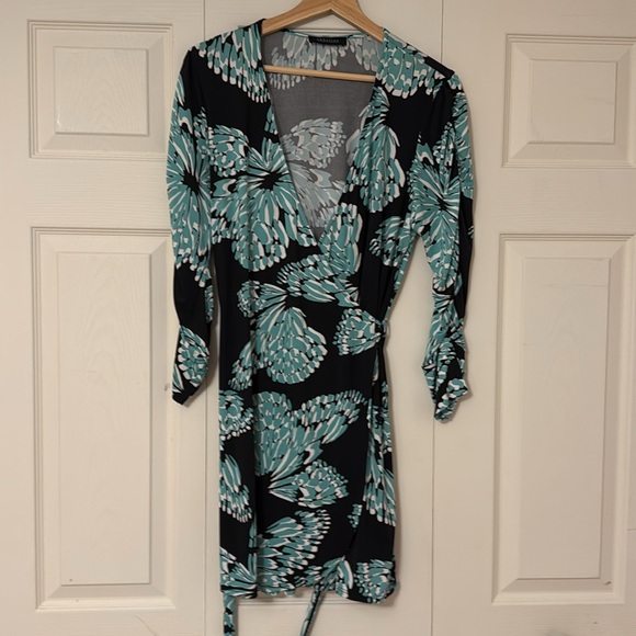 Abbeline Floral Wrap Dress with Teal and Black size large - Picture 1 of 8